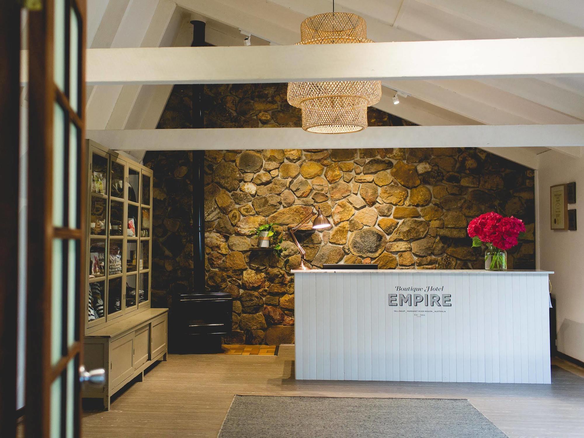 Empire Spa Retreat Dunsborough Exterior photo